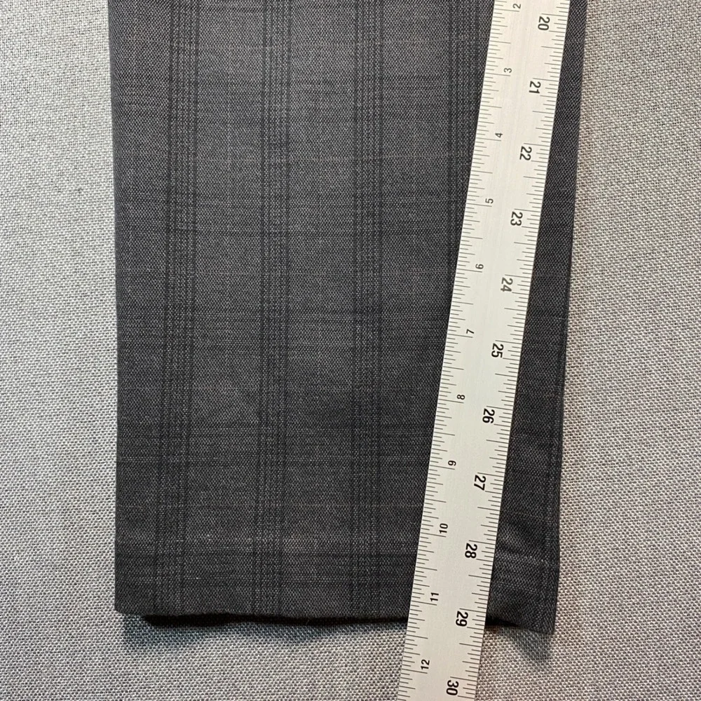 Banana Republic Mens 33x32 Grey Plaid Slim Tapered Fit Stretch Trousers Pants